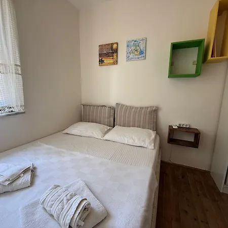 Kalidna Hotel